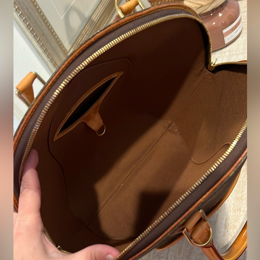 Louis Vuitton Ellipse MM Monogram Handbag EUC - Picture 11 of 16